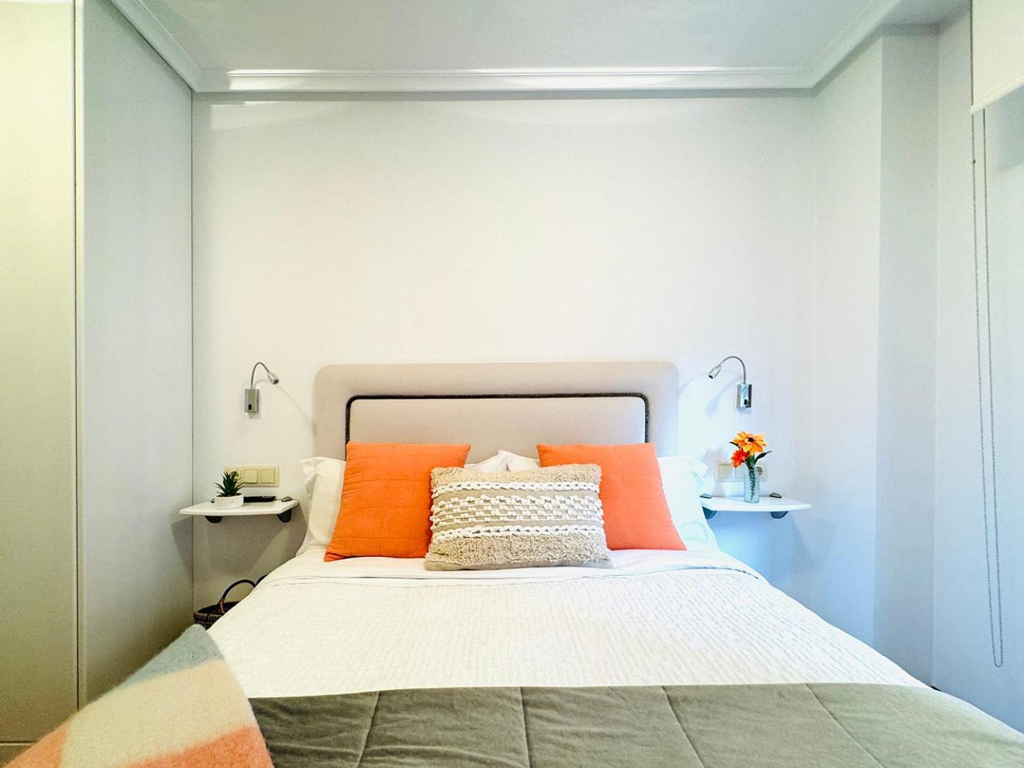 Apartamento "Balcon Del Parchis" A 200 Metros De La Playa Gijon Luaran gambar